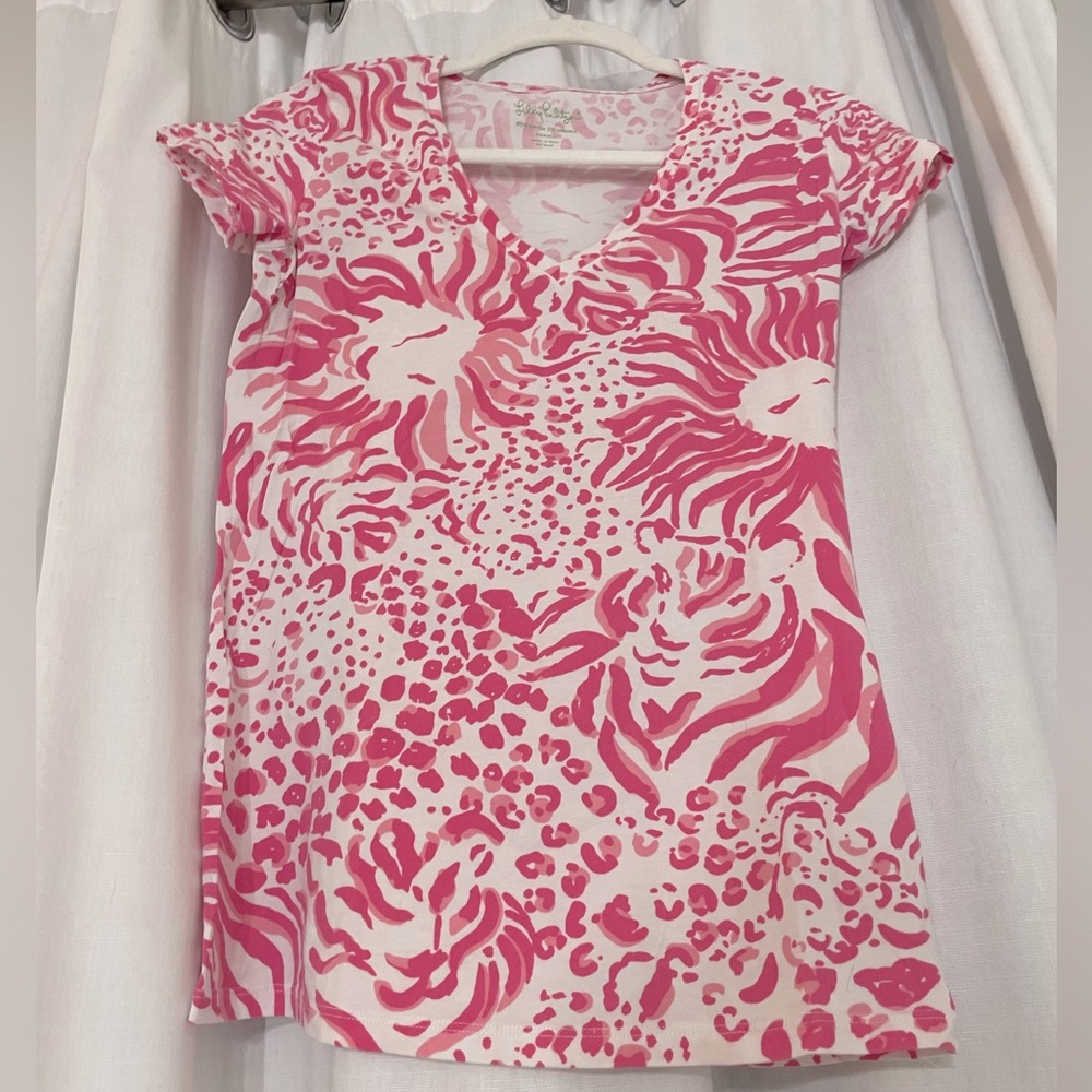 Lilly Pulitzer Tee with Lions